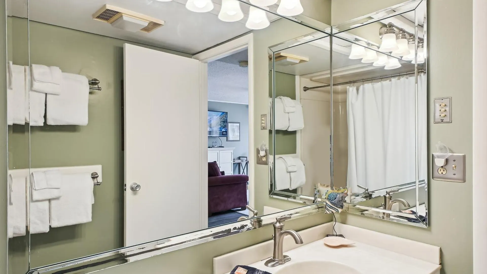 Sandpiper Cove 1053- By Holiday Isle Properties Destin Apartment