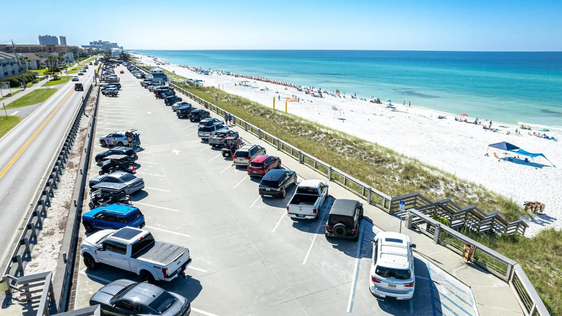 Sandpiper Cove 1053- By Holiday Isle Properties Destin