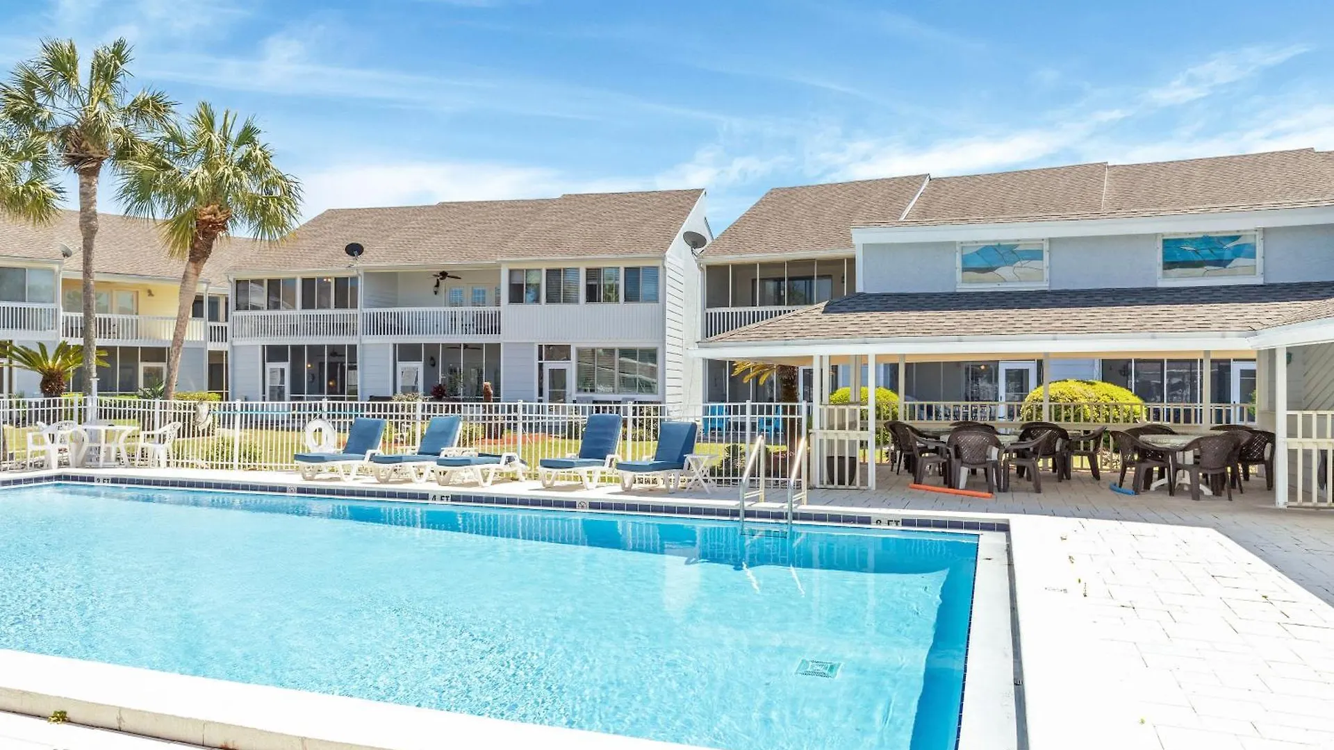 Apartment Sandpiper Cove 1053- By Holiday Isle Properties Destin